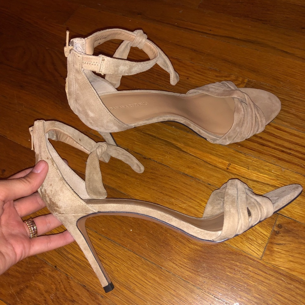 Banana Republic Heels